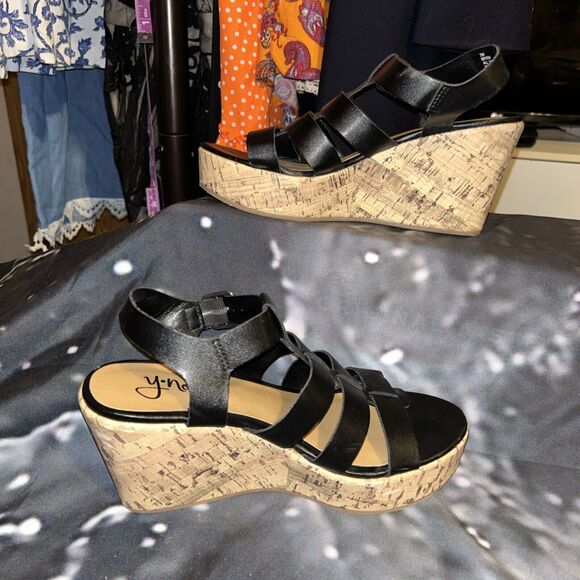 Y Not? Cork Black Stripe Sandals Size 7 - Picture 4 of 6